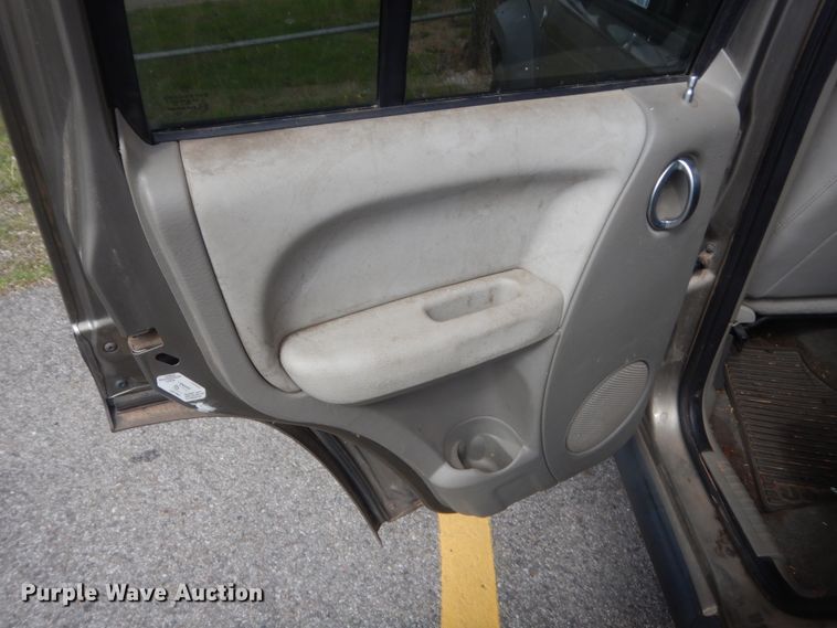 image for item HG9708 2005 Jeep Liberty Renegade  SUV