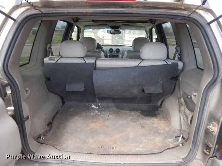 image for item HG9708 2005 Jeep Liberty Renegade  SUV