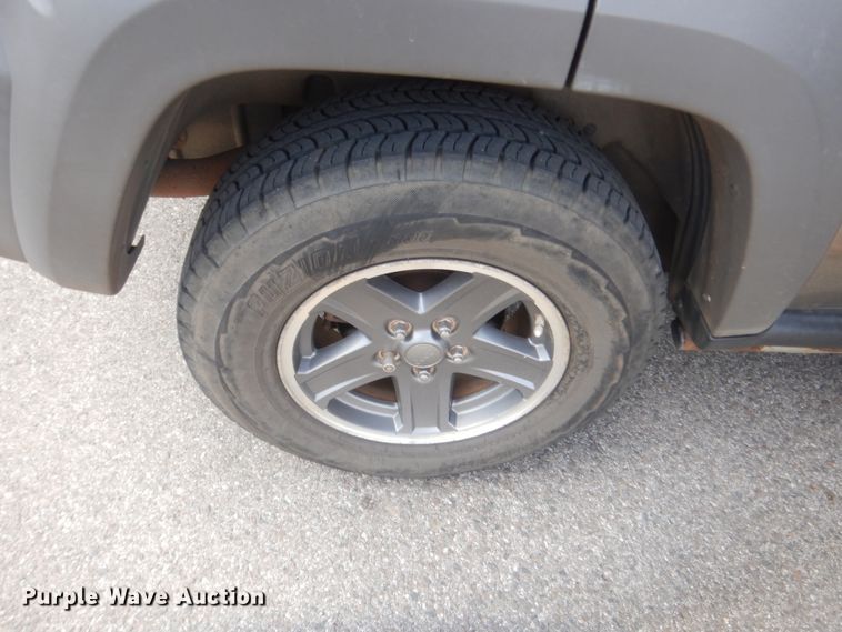 image for item HG9708 2005 Jeep Liberty Renegade  SUV