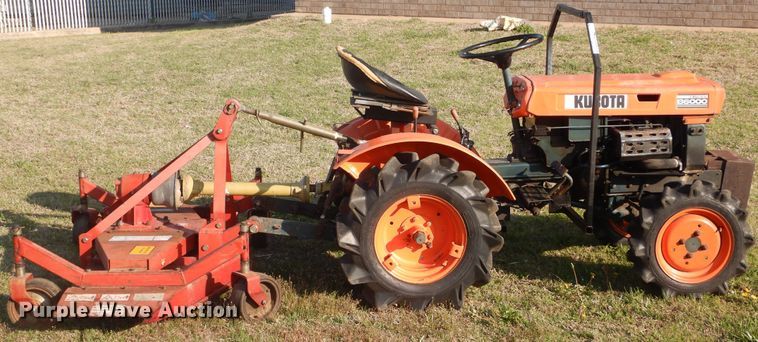 image for item HG9726 Kubota B6000  tractor