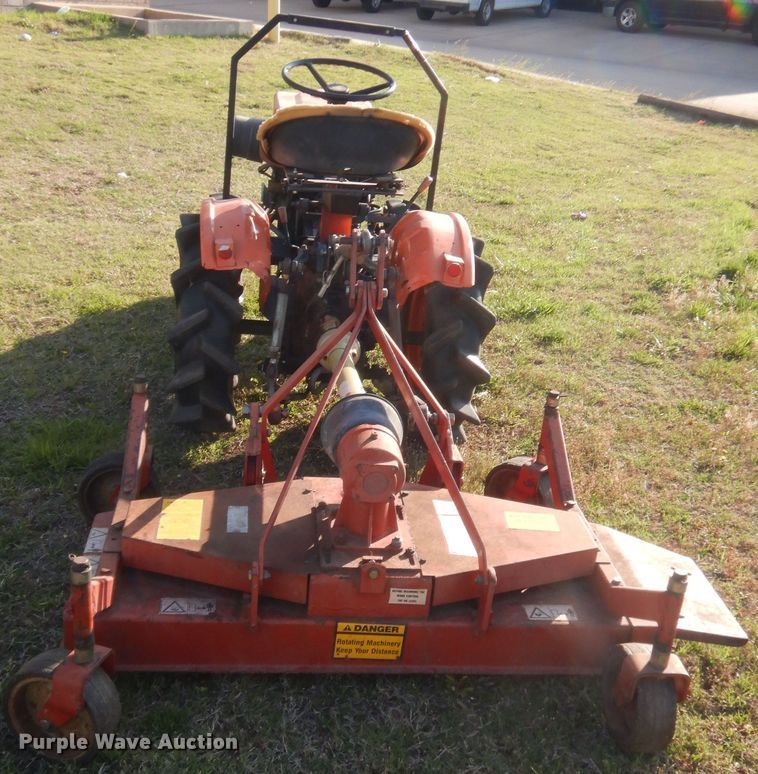 image for item HG9726 Kubota B6000  tractor