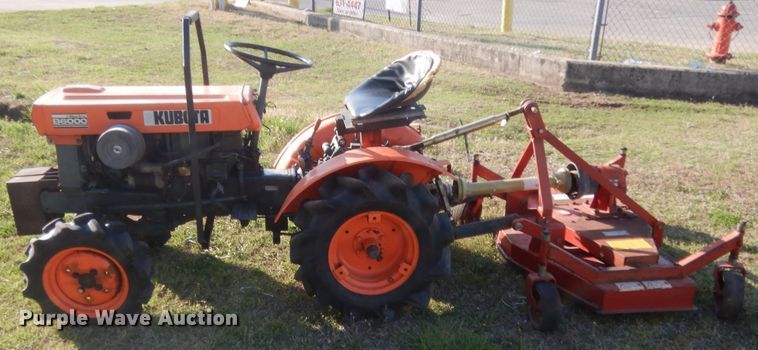 image for item HG9726 Kubota B6000  tractor