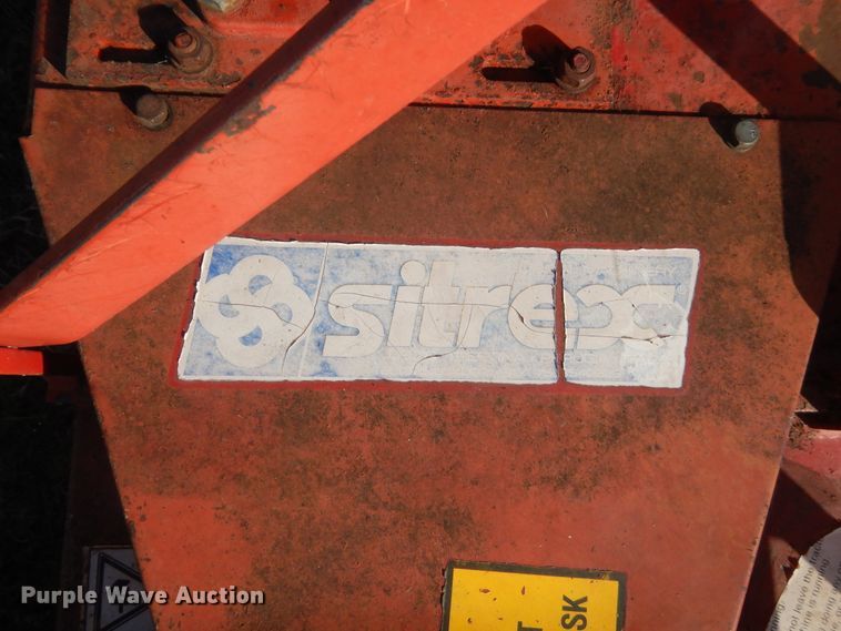 image for item HG9726 Kubota B6000  tractor