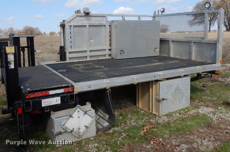 image for item HO9342 Signature Truck Systems  flatbed