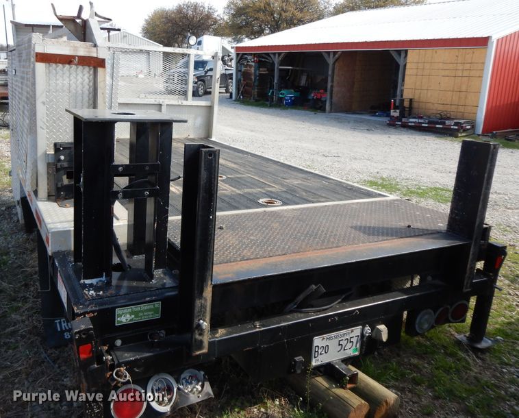 image for item HO9342 Signature Truck Systems  flatbed