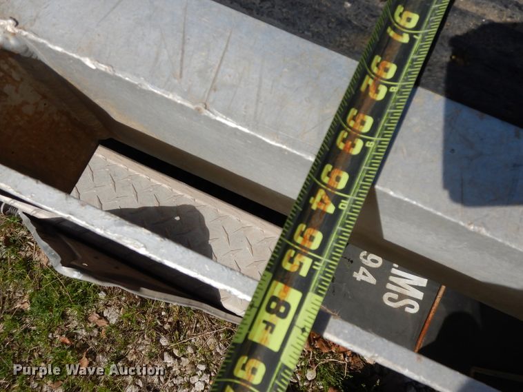 image for item HO9342 Signature Truck Systems  flatbed