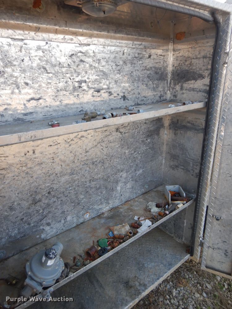 image for item HO9342 Signature Truck Systems  flatbed