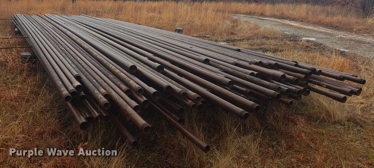 image for item HO9348 Approximately 30 oilfield pipes