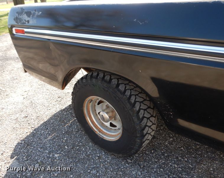 image for item HO9363 1973 Ford F100  pickup truck