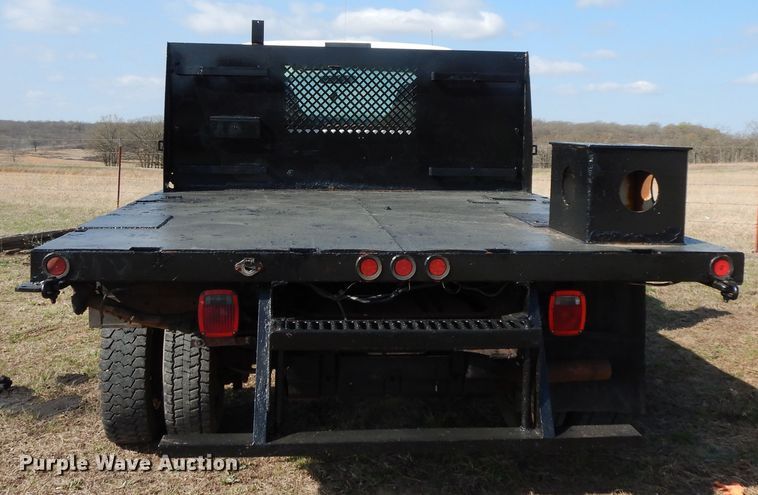 image for item HO9369 2001 Ford F450 Super Duty  flatbed truck