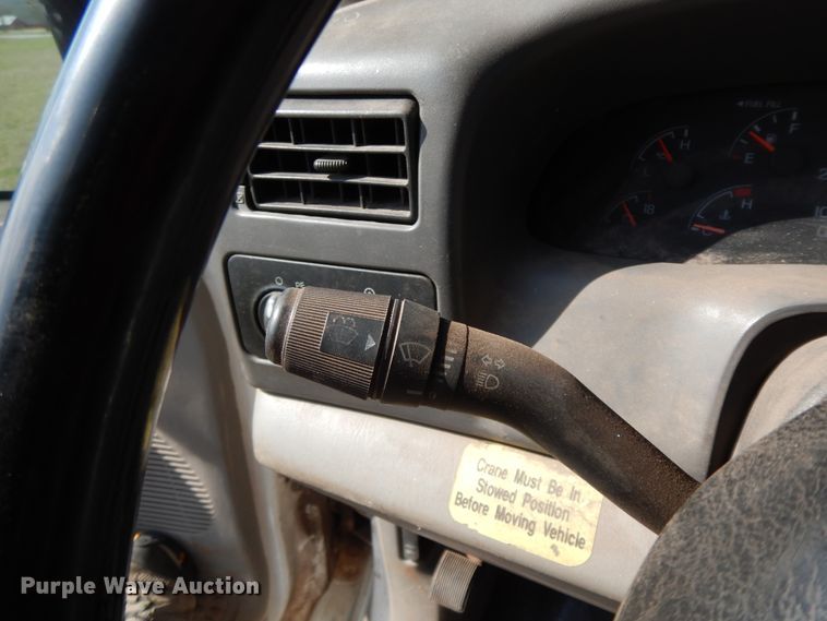 image for item HO9369 2001 Ford F450 Super Duty  flatbed truck