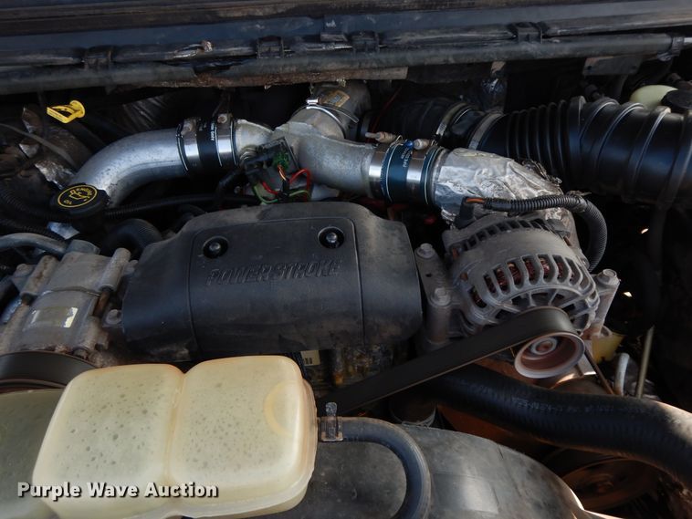 image for item HO9369 2001 Ford F450 Super Duty  flatbed truck