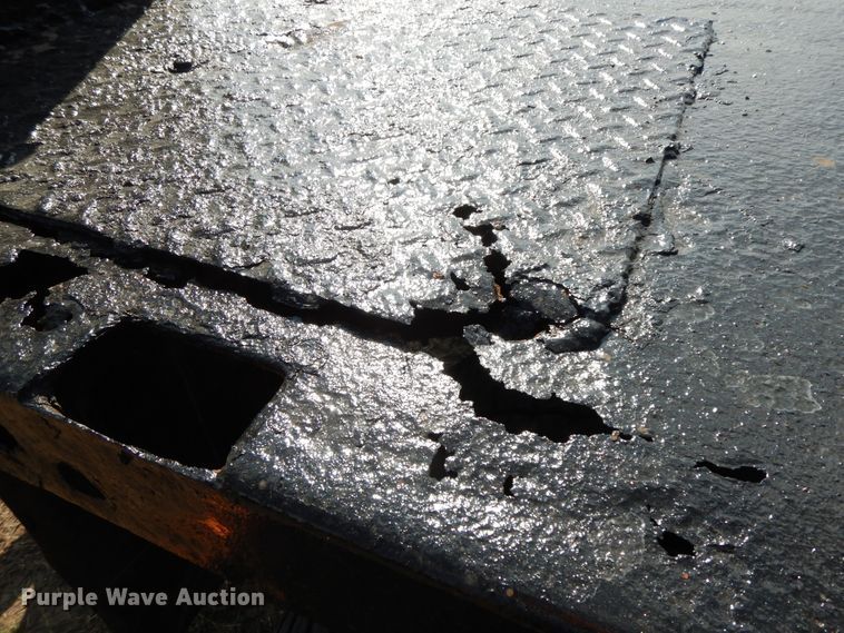 image for item HO9369 2001 Ford F450 Super Duty  flatbed truck