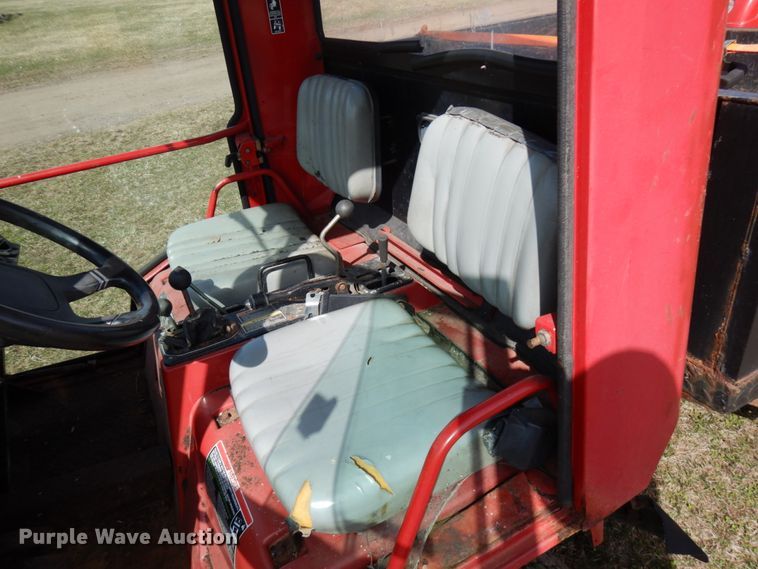 image for item HR9087 Toro Workman 3200  utility vehicle