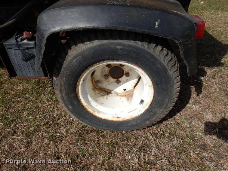 image for item HR9087 Toro Workman 3200  utility vehicle