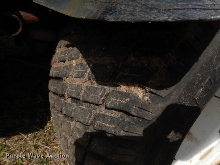 image for item HR9087 Toro Workman 3200  utility vehicle