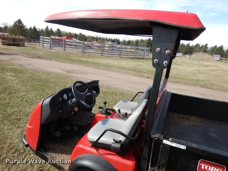 image for item HR9088 Toro Workman 3200  utility vehicle