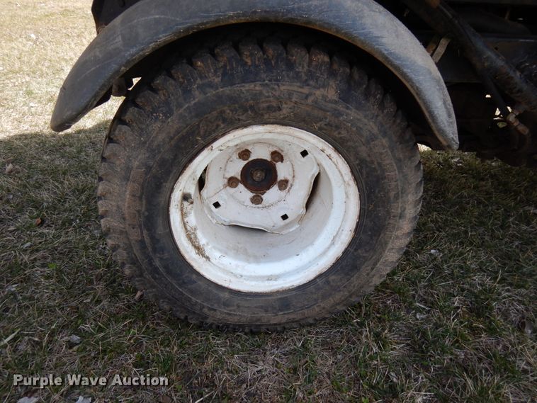 image for item HR9088 Toro Workman 3200  utility vehicle