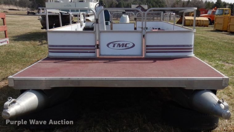 image for item HR9090 1986 TMC  pontoon boat