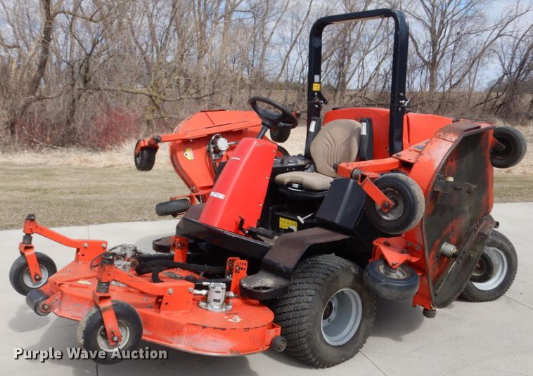 Jacobsen lawn mower in Hutchinson, MN Item HR9132 sold Purple Wave