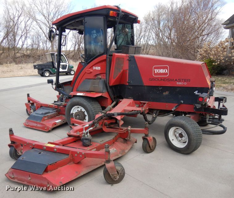 image for item HR9141 Toro Groundmaster 580D  lawn mower