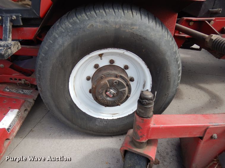 image for item HR9141 Toro Groundmaster 580D  lawn mower