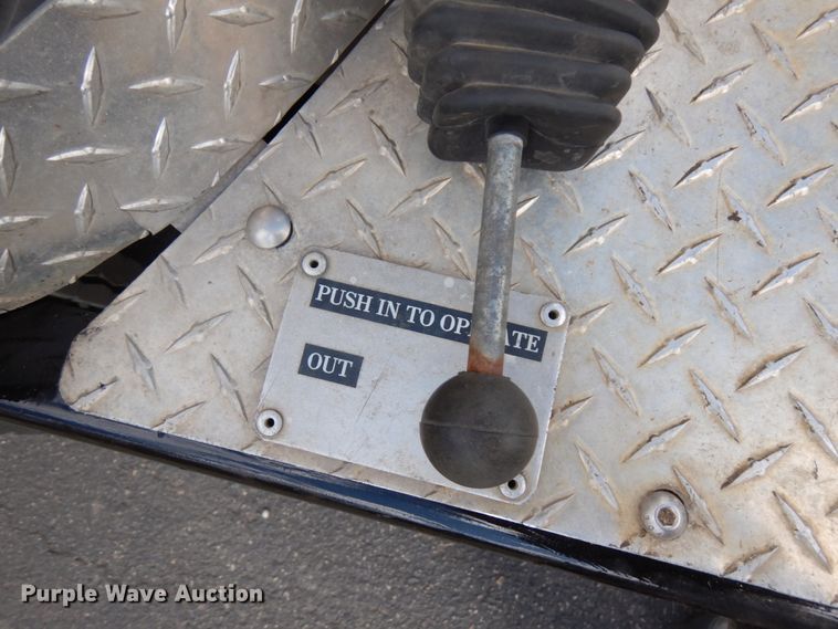 image for item HR9142 2016 Ford F550  utility / service truck