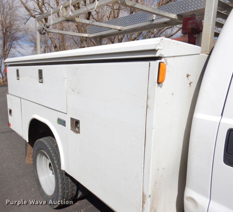 image for item HR9142 2016 Ford F550  utility / service truck