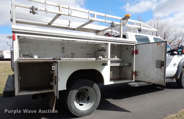 image for item HR9142 2016 Ford F550  utility / service truck