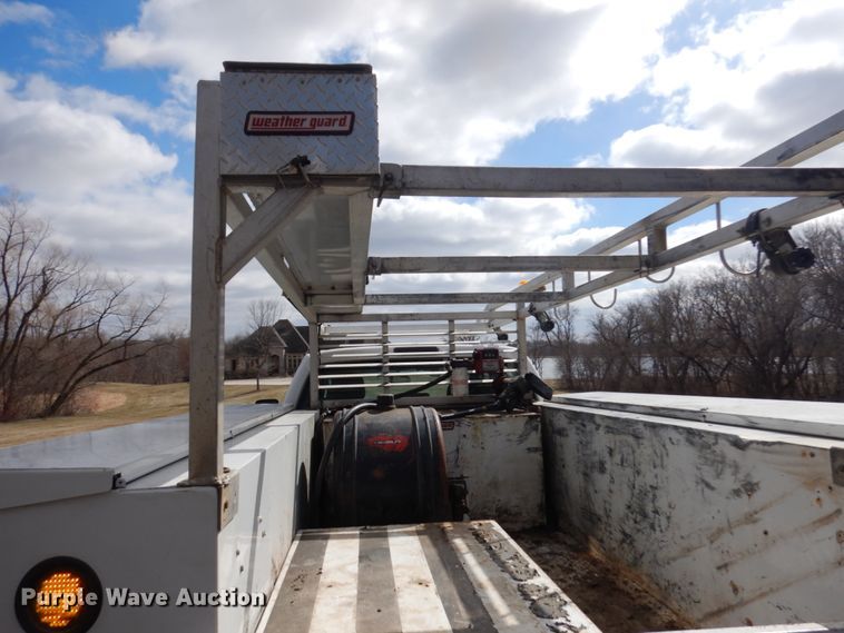 image for item HR9142 2016 Ford F550  utility / service truck