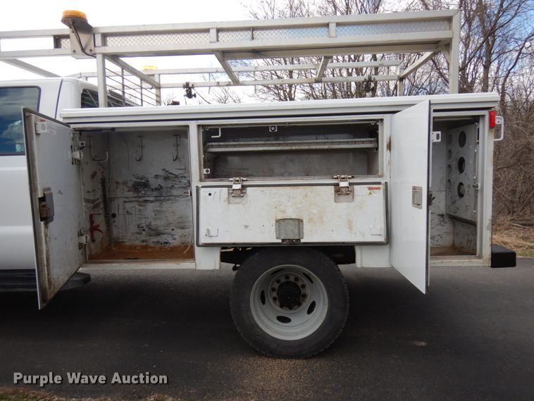 image for item HR9142 2016 Ford F550  utility / service truck