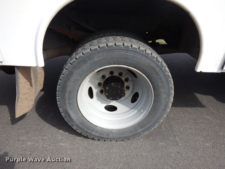 image for item HR9142 2016 Ford F550  utility / service truck