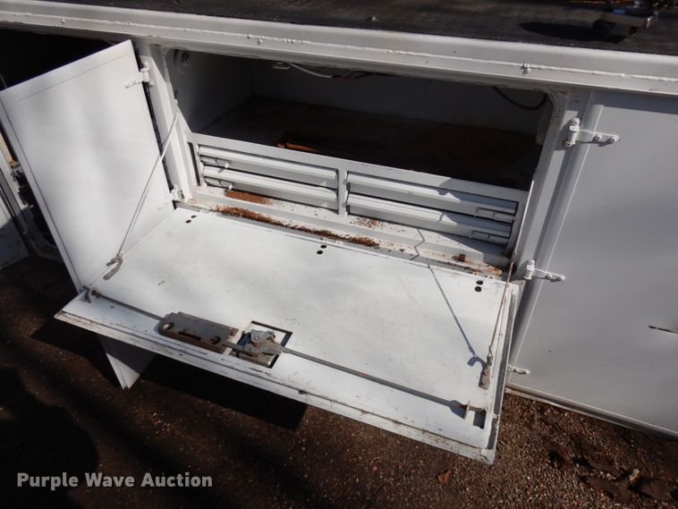 image for item HR9160 Milron 8414 utility bed