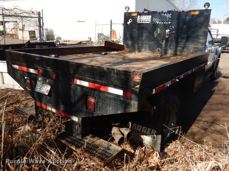 image for item HR9161 2008 Ford F550  flatbed truck
