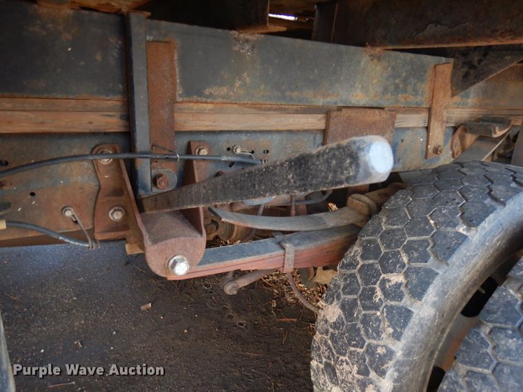 image for item HR9161 2008 Ford F550  flatbed truck