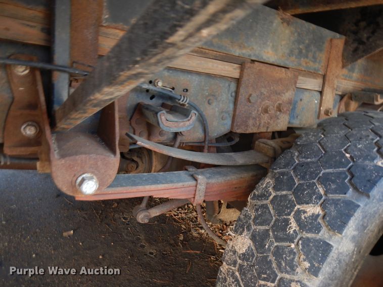 image for item HR9161 2008 Ford F550  flatbed truck