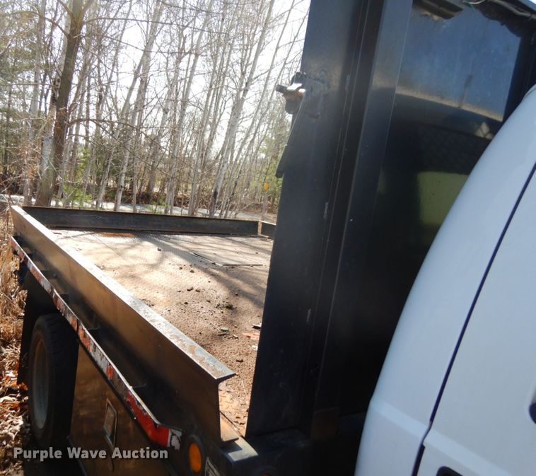 image for item HR9161 2008 Ford F550  flatbed truck