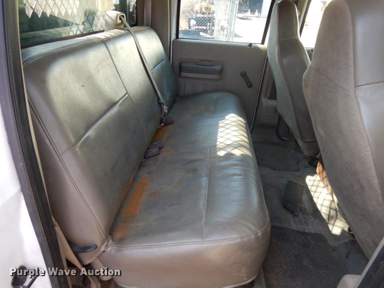 image for item HR9161 2008 Ford F550  flatbed truck