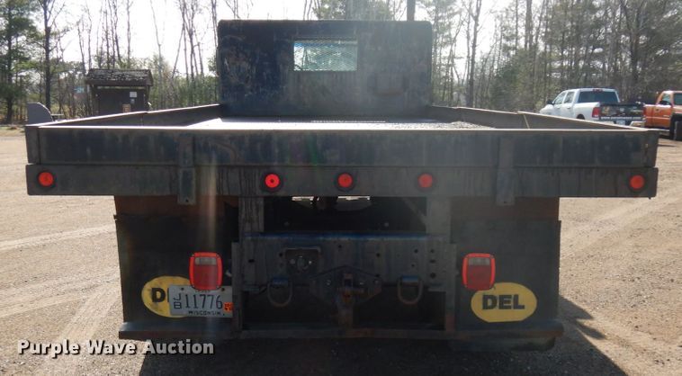 image for item HR9162 1998 Ford F800  flatbed truck