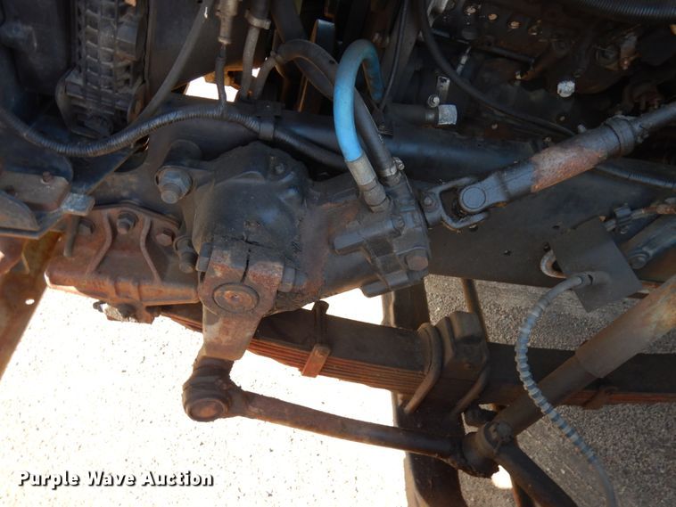 image for item HR9162 1998 Ford F800  flatbed truck