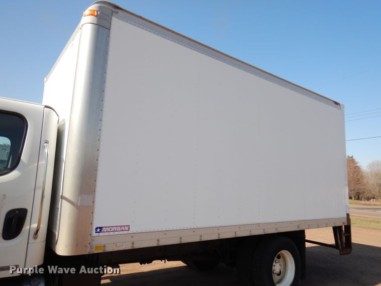 image for item HR9165 2007 Freightliner Business Class M2  box truck
