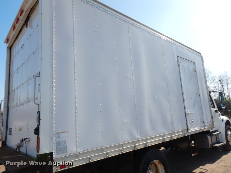 image for item HR9165 2007 Freightliner Business Class M2  box truck