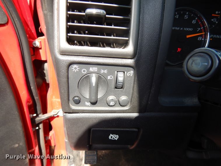 image for item HR9166 2012 GMC Canyon  Ext. Cab pickup truck