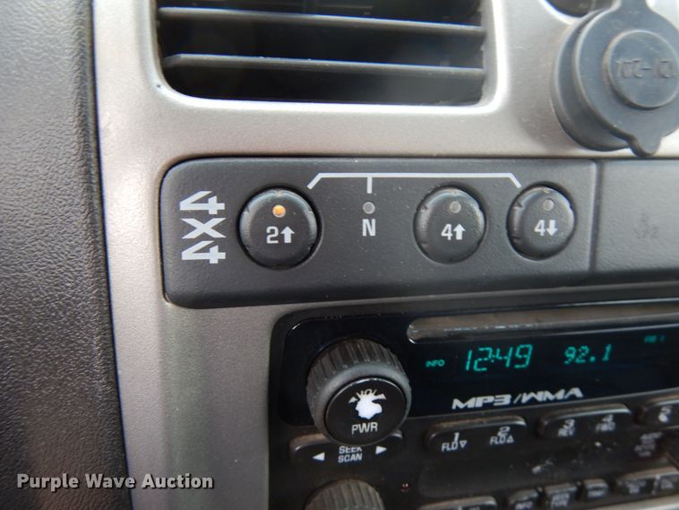 image for item HR9166 2012 GMC Canyon  Ext. Cab pickup truck