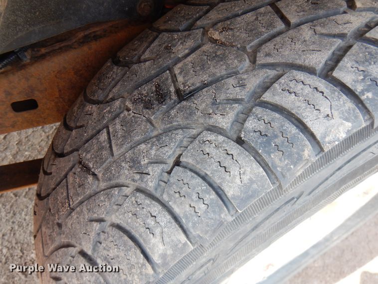 image for item HR9166 2012 GMC Canyon  Ext. Cab pickup truck