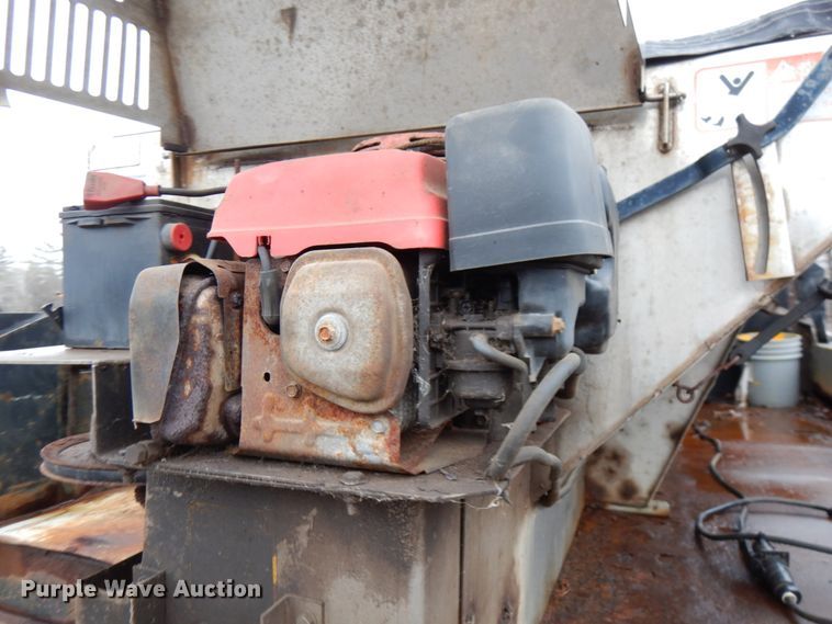 image for item HR9177 Swenson spreader