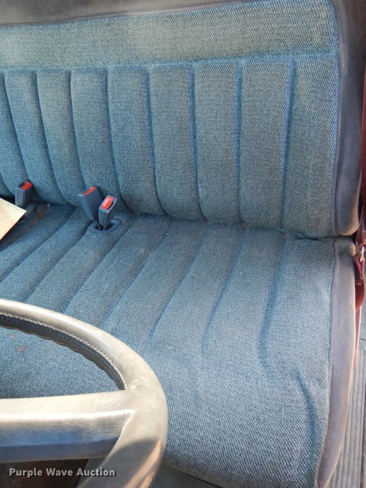 image for item HS9981 1989 Chevrolet Silverado C1500  pickup truck