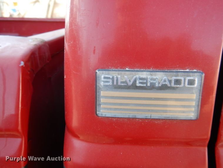 image for item HS9981 1989 Chevrolet Silverado C1500  pickup truck