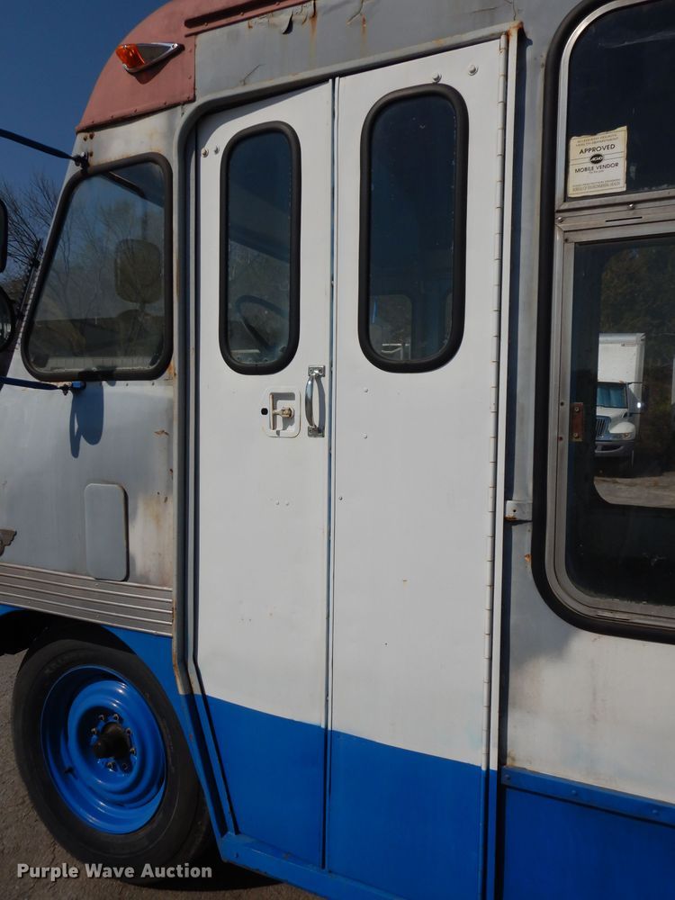 image for item HU9224 1960 Ford Boyertown  delivery truck