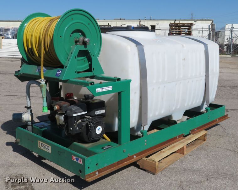 image for item HV9724 Lesco LSY300PER300  turf sprayer